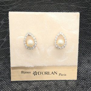 NWT - VINTAGE D'Orlan Gold Plated Pierced Earrings with Swarovski Crystals